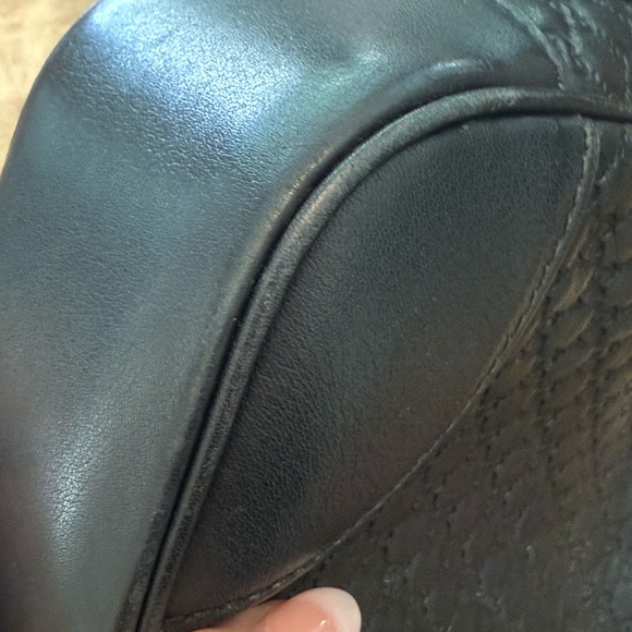Gucci Black Leather Crossbody Bag - Picture 14 of 14